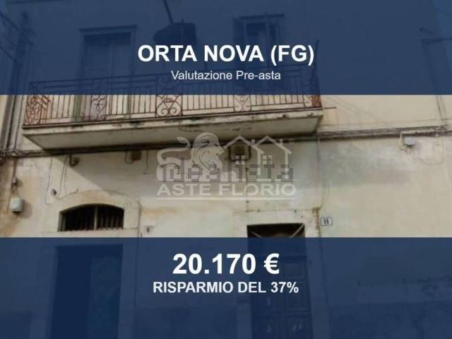 Case e ville in vendita di 128 m² in Via Baldissera, 9