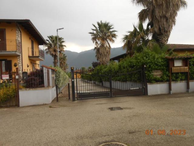 Case e ville in vendita di 128 m² in Via Fontanelle