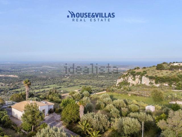 Case e ville in vendita di 128 m² in Strada Provinciale 73
