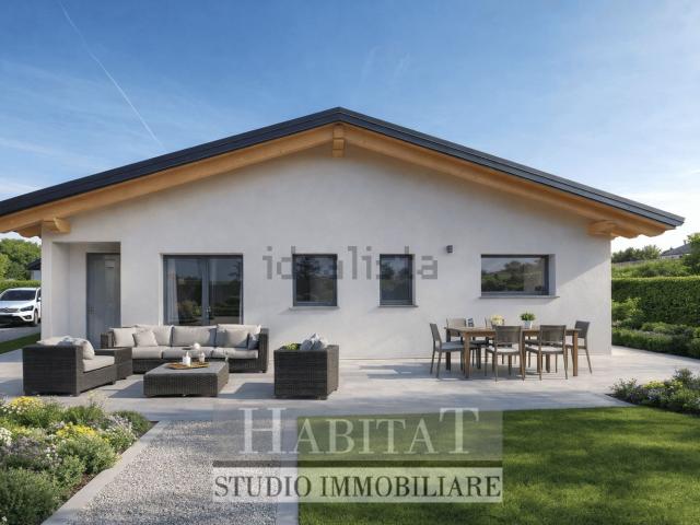 Case e ville in vendita di 129 m² in Via E. Girardini