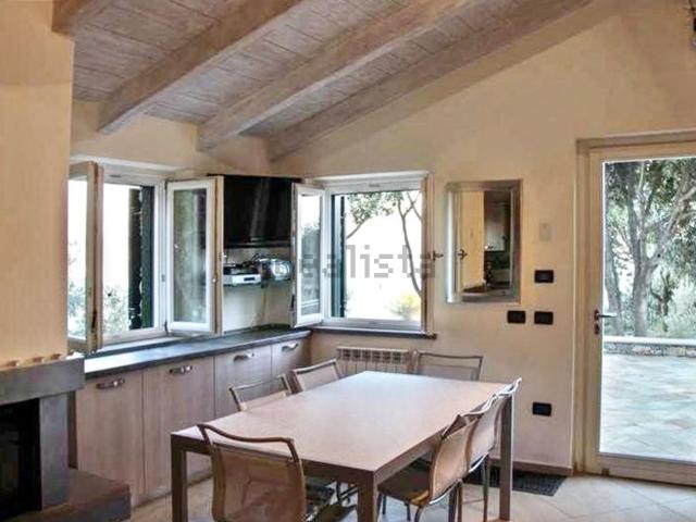 Case e ville in vendita di 130 m²