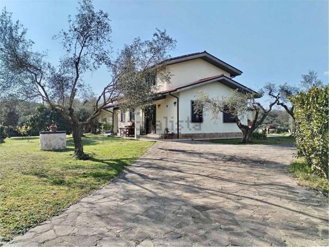 Case e ville in vendita di 130 m²