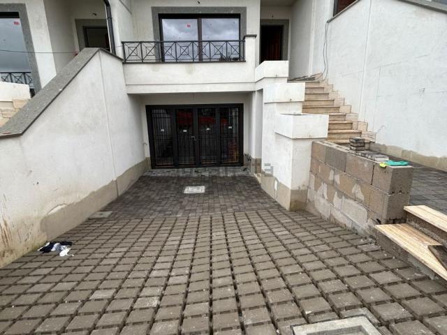Case e ville in vendita di 130 m²