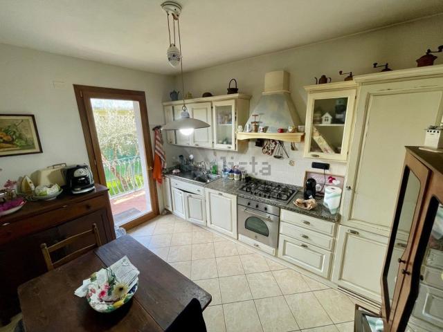 Case e ville in vendita di 130 m²