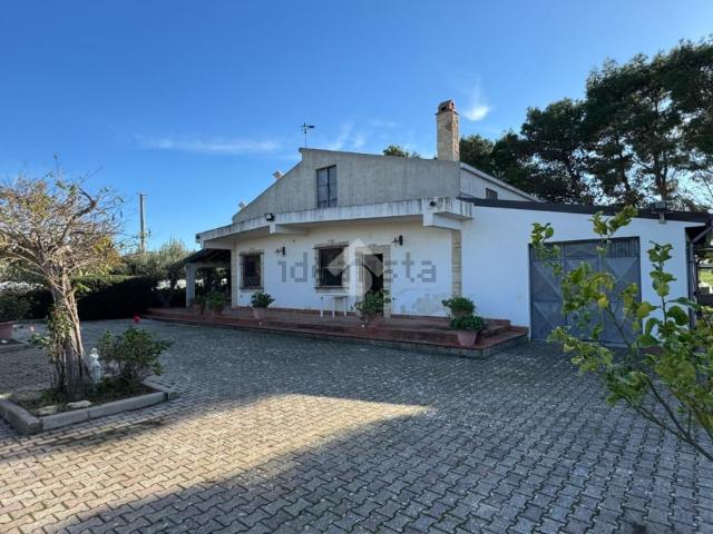 Case e ville in vendita di 130 m²