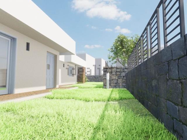 Case e ville in vendita di 130 m² in Via Cefalù