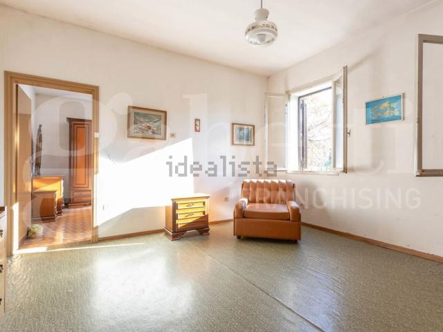 Case e ville in vendita di 130 m² in Via Gen. A. Cantore, 7