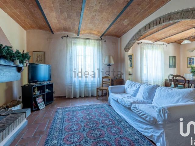 Case e ville in vendita di 130 m² in Via Giuseppe Verdi