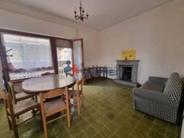 Case e ville in vendita di 130 m² in Via della Mimosa