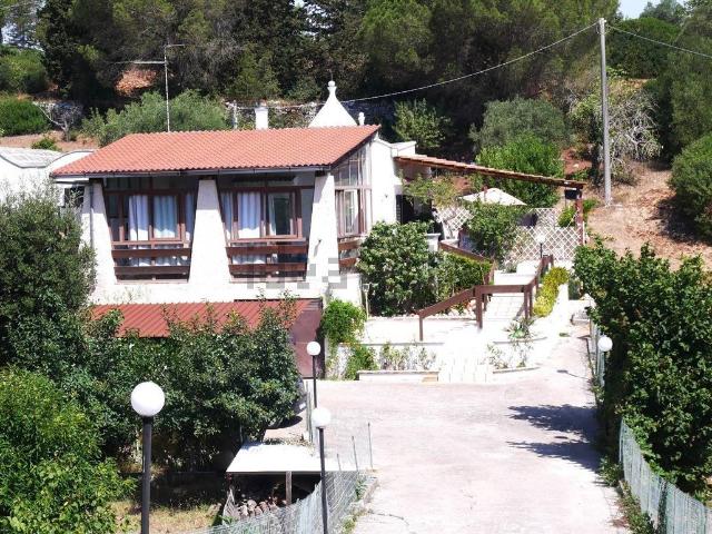 Case e ville in vendita di 130 m² in Via Lamia Vecchia