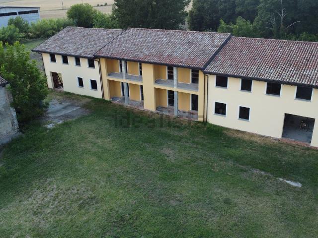 Case e ville in vendita di 130 m² in Via Liguria