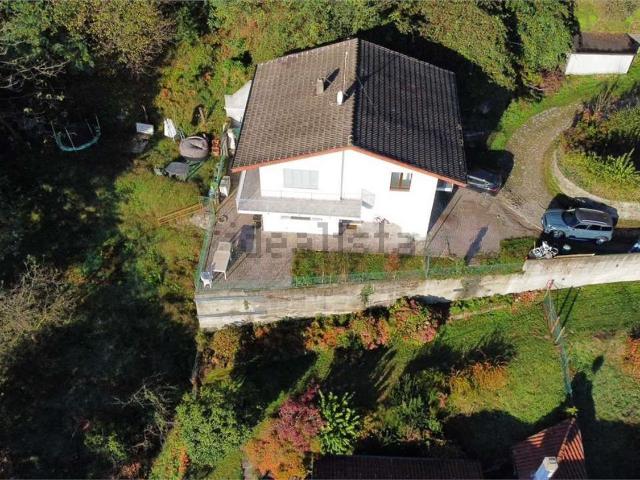 Case e ville in vendita di 130 m² in Via Monastero, 15