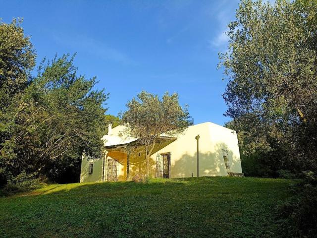 Case e ville in vendita di 130 m² in Via Manie