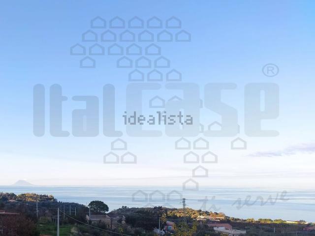 Case e ville in vendita di 130 m² in Via Mezzana
