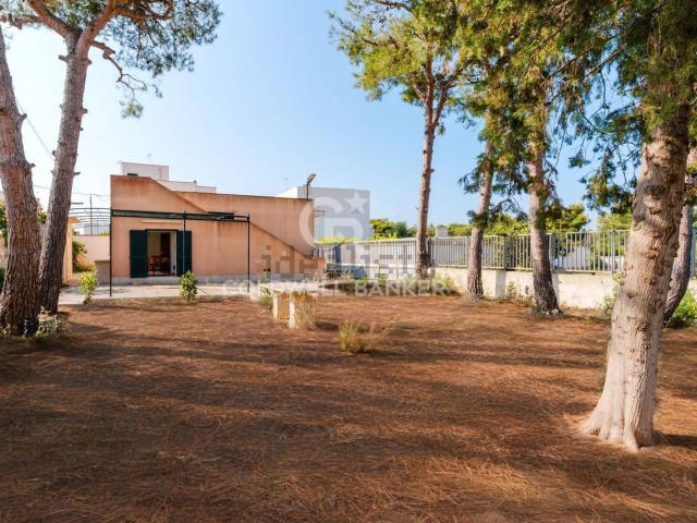 Case e ville in vendita di 130 m² in Via Pablo Picasso