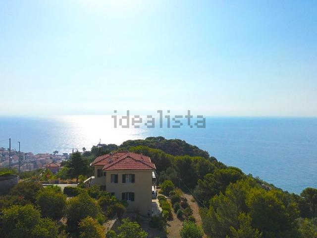 Villetta bifamiliare in vendita di 130 m² in Via Provinciale