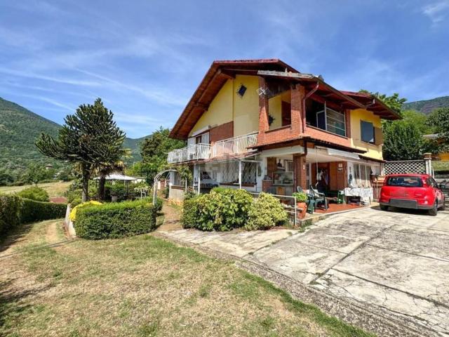 Case e ville in vendita di 130 m² in Via Ritano, 9