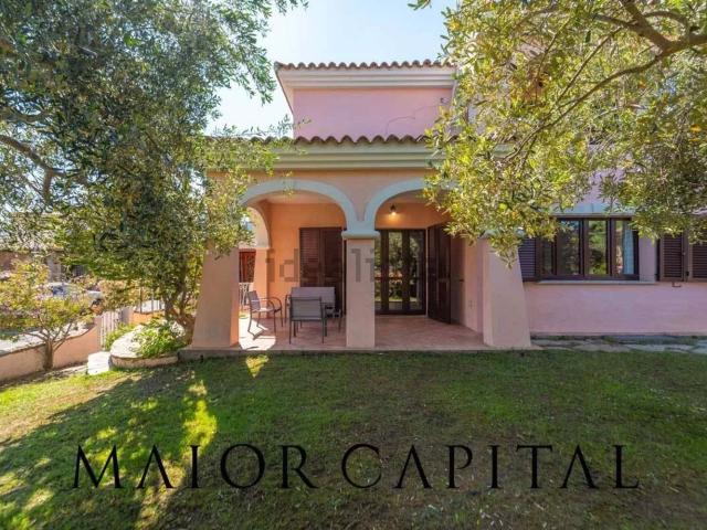 Case e ville in vendita di 130 m² in Vico Isola Piana
