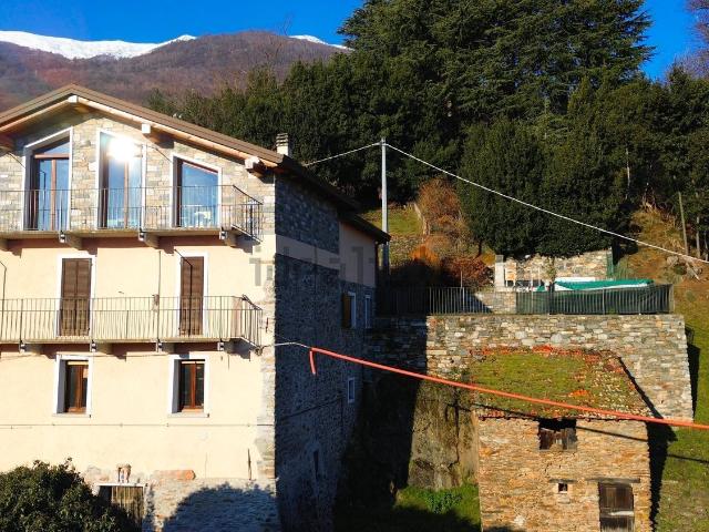 Case e ville in vendita di 130 m² in Frazione motto