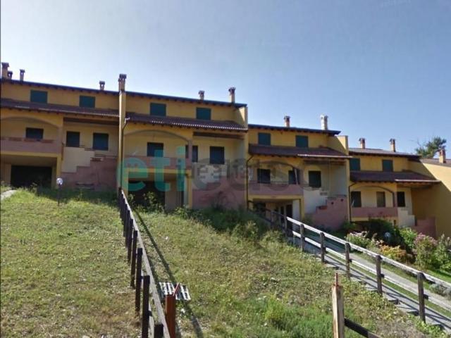 Case e ville in vendita di 130 m² in Località Valle
