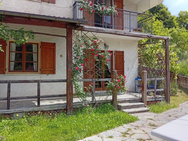 Case e ville in vendita di 130 m² in Strada Comunale Vetria