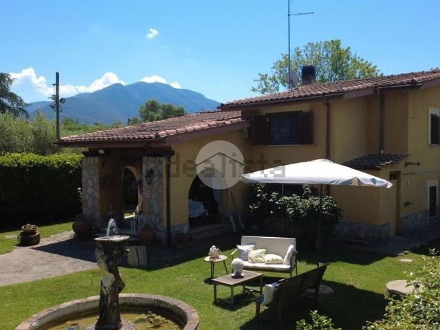 Case e ville in vendita di 130 m² in Strada del Laghetto