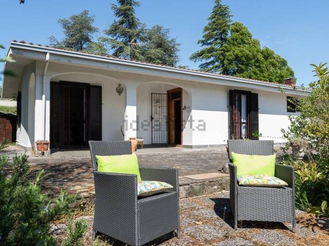 Case e ville in vendita di 130 m² in Strada San Albano