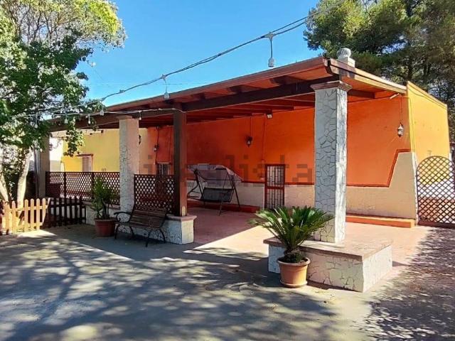Case e ville in vendita di 130 m² in Strada Senza Nome