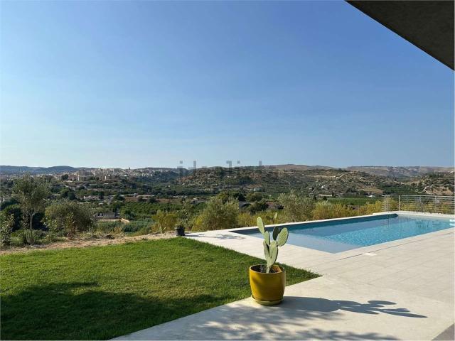 Case e ville in vendita di 130 m² in Strada Provinciale 35