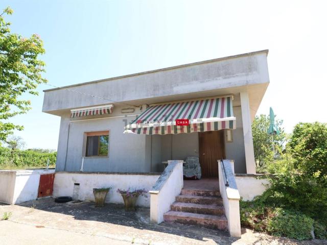 Case e ville in vendita di 130 m² in Strada Tagliente Zona G