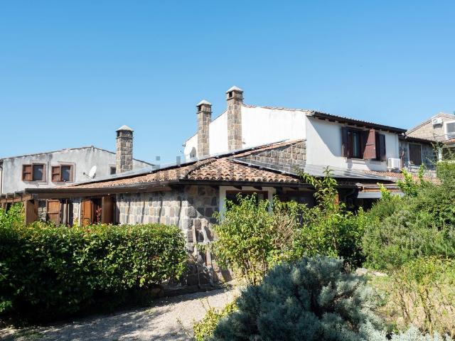 Case e ville in vendita di 1310 m² in Via Tore 82030 Melizzano BN
