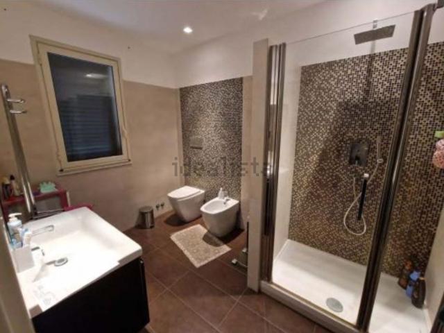 Case e ville in vendita di 131 m² in Via Luciano Pavarotti
