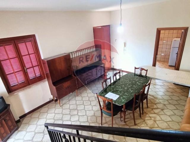 Case e ville in vendita di 131 m² in Via Monviso