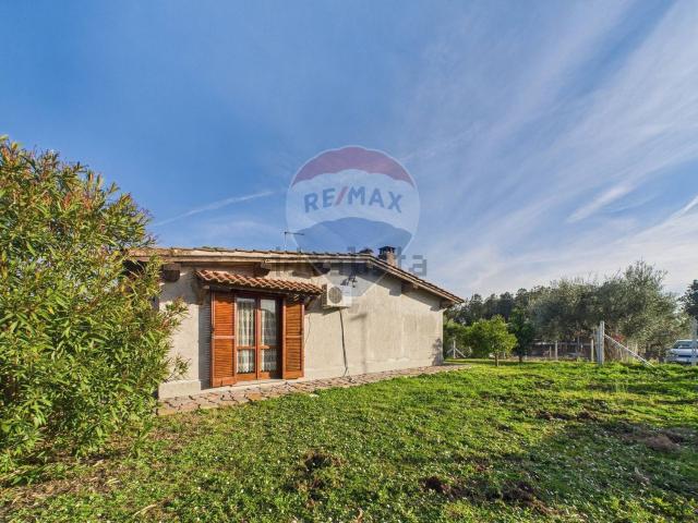 Case e ville in vendita di 132 m² in Via del Praticello Alto, 22