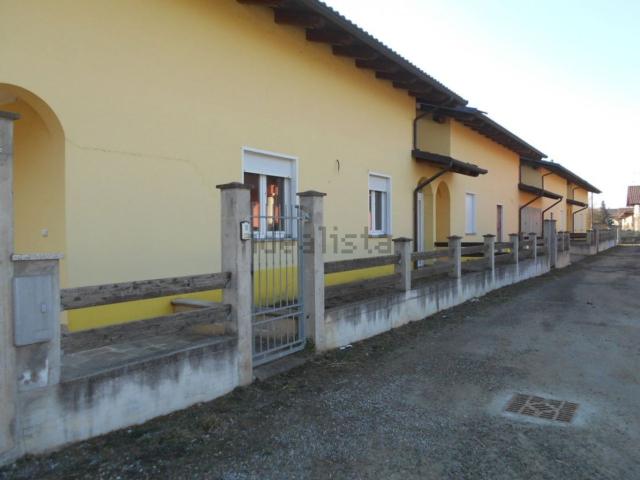 Case e ville in vendita di 133 m² in Via Borgomasino, 34