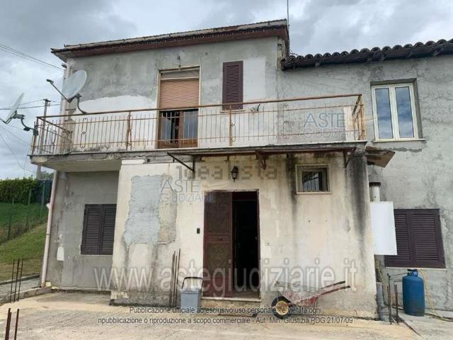 Case e ville in vendita di 133 m² in Via La Vittoria, 99