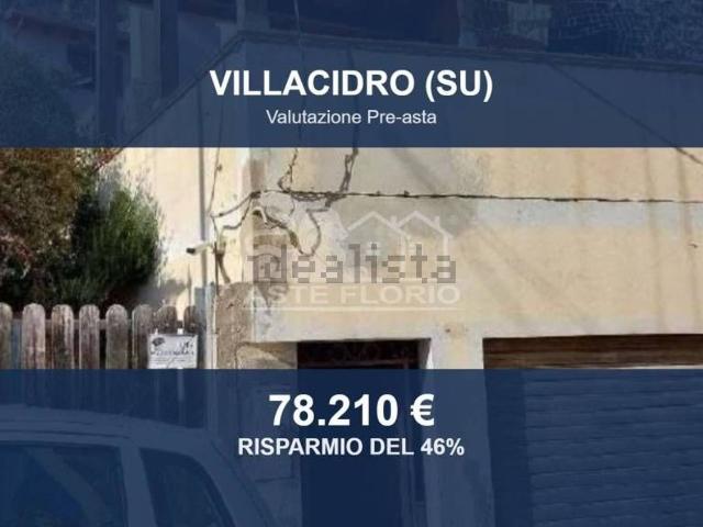 Case e ville in vendita di 133 m² in Via Umberto I, 17