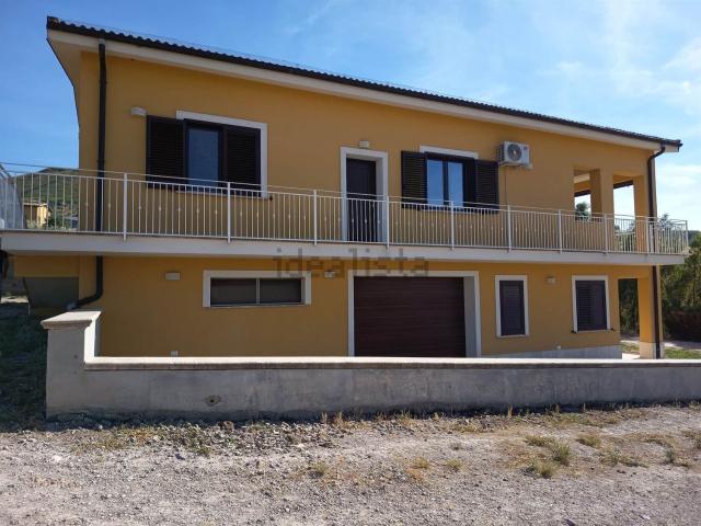 Case e ville in vendita di 133 m² in Contrada Gessolungo