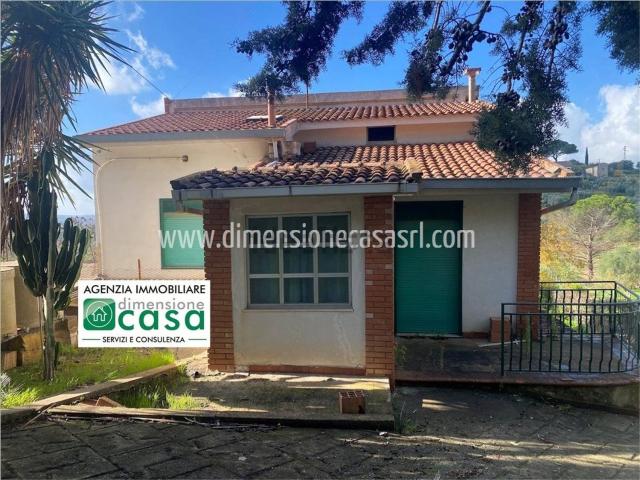 Case e ville in vendita di 133 m² in Strada Provinciale 34
