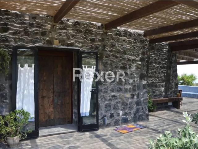 Case e ville in vendita di 134 m² in Via Khamma Sopra