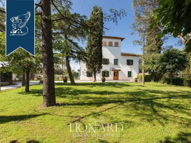 Case e ville in vendita di 1350 m²