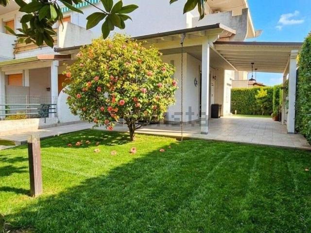 Case e ville in vendita di 135 m²