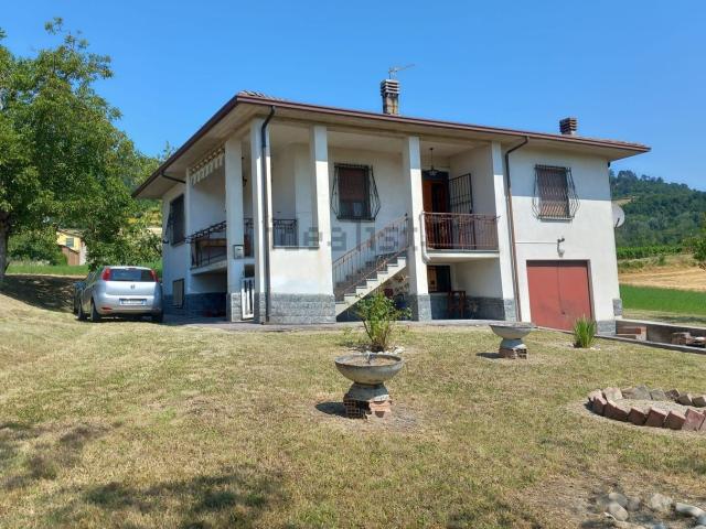 Case e ville in vendita di 135 m²