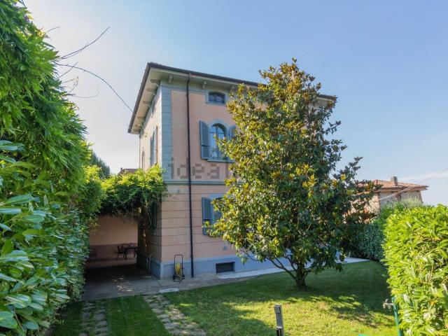 Case e ville in vendita di 135 m²
