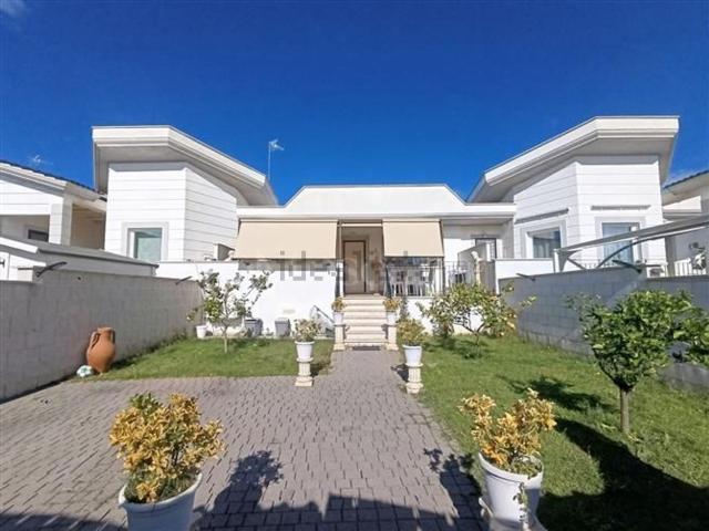 Case e ville in vendita di 135 m² in Via Cupa dei Marmi