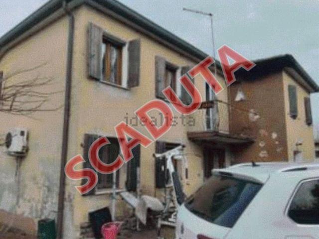 Case e ville in vendita di 135 m² in Via Barenassa