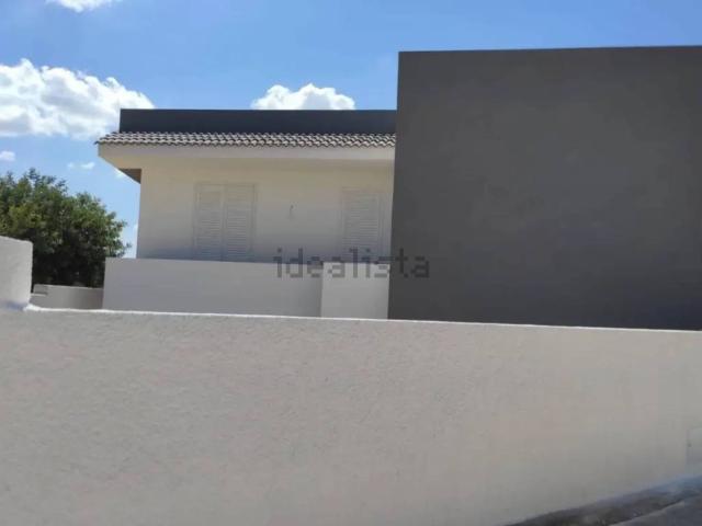 Case e ville in vendita di 135 m² in Via Germania