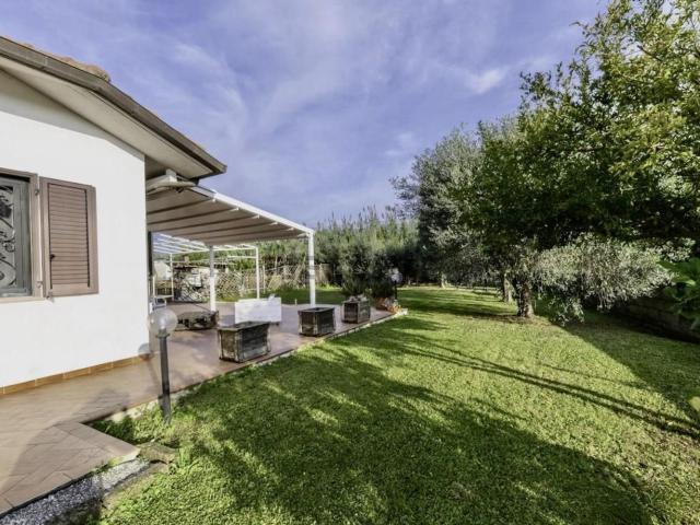 Case e ville in vendita di 135 m² in Via di Quarto Sud, 56021