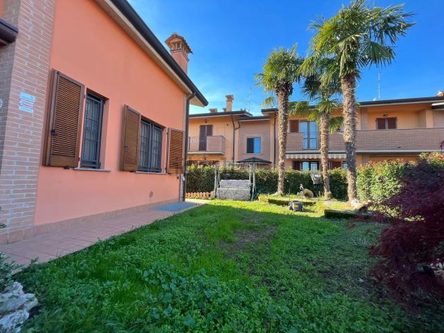 Case e ville in vendita di 135 m² in Via Lodi, 32
