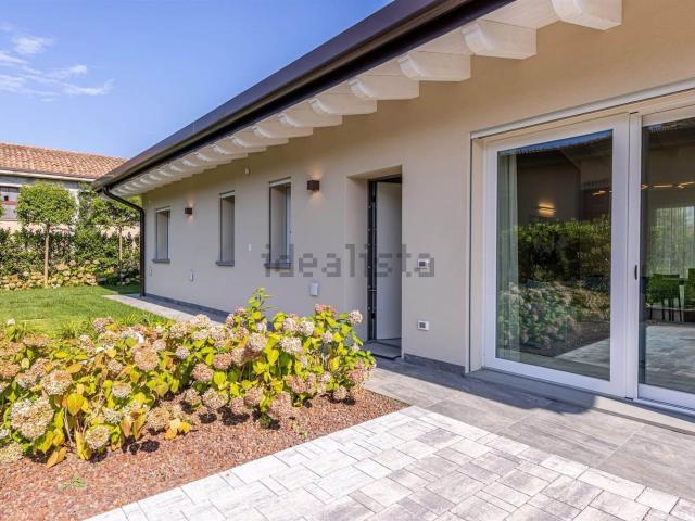 Case e ville in vendita di 136 m² in Via Pozze